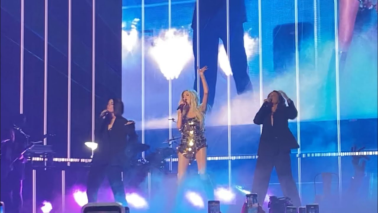 Kelsea Ballerini - “WE BROKE UP” (Madison Square Garden, NYC - 10/29/24)