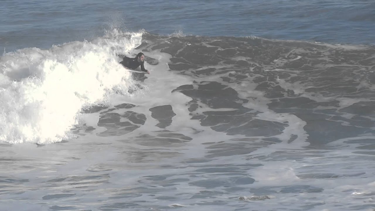 Ogeia grandes olas.