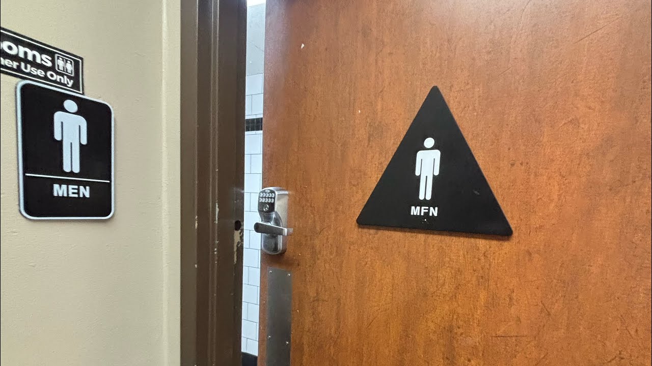 2,732. Carl’s Jr. Men’s Restroom