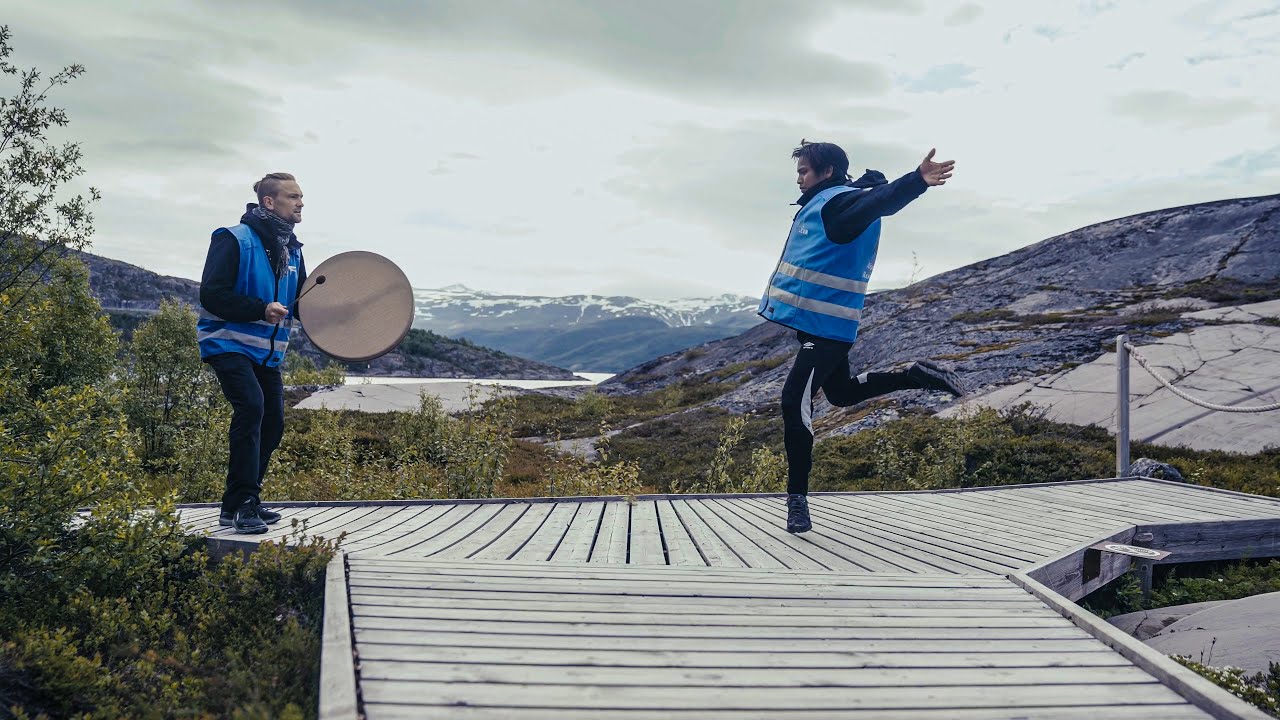 GANDR - dancing into stone age