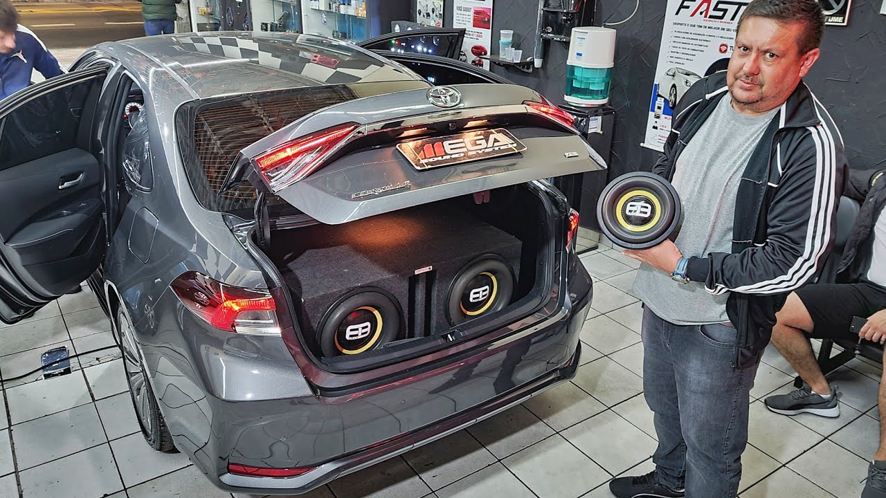Corolla 0KM 2023 com 2 FB Audio 12" 1600rms, HD15000 grave violento!
