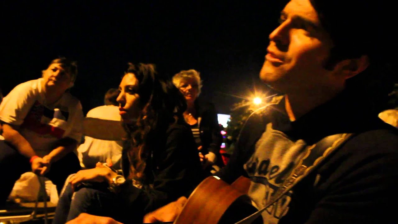 Dean Z and Erock sing 'Mess O Blues' Elvis Week 2013 (video)