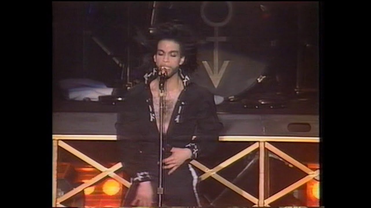 Baby I'm A Star (live in Tokyo including Aretha Franklin’s Respect) - Prince