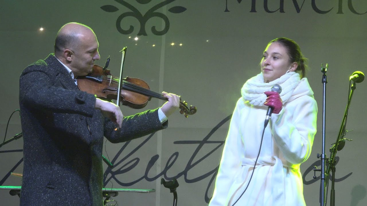 A Csillag születik nyertesei a Székelyudvarhelyi Karácsonyi Vásár színpadán!