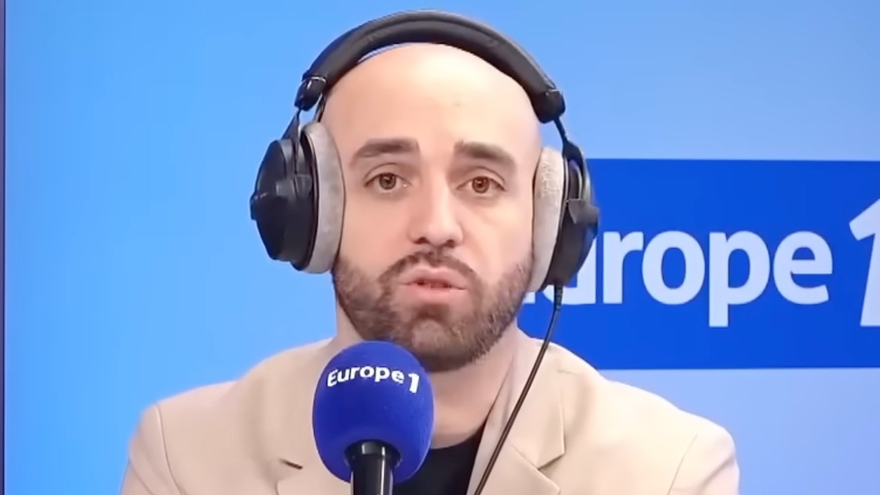 «Nazis aux petits pieds», «tais-toi imbécile», «guignol» : les insultes de la France insoumise