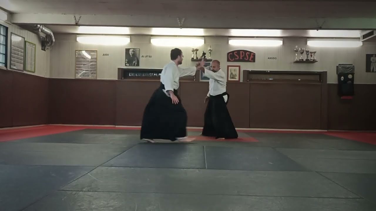 Technique A&iuml;kido | Tachi waza - ushiro ryote dori - juji garami