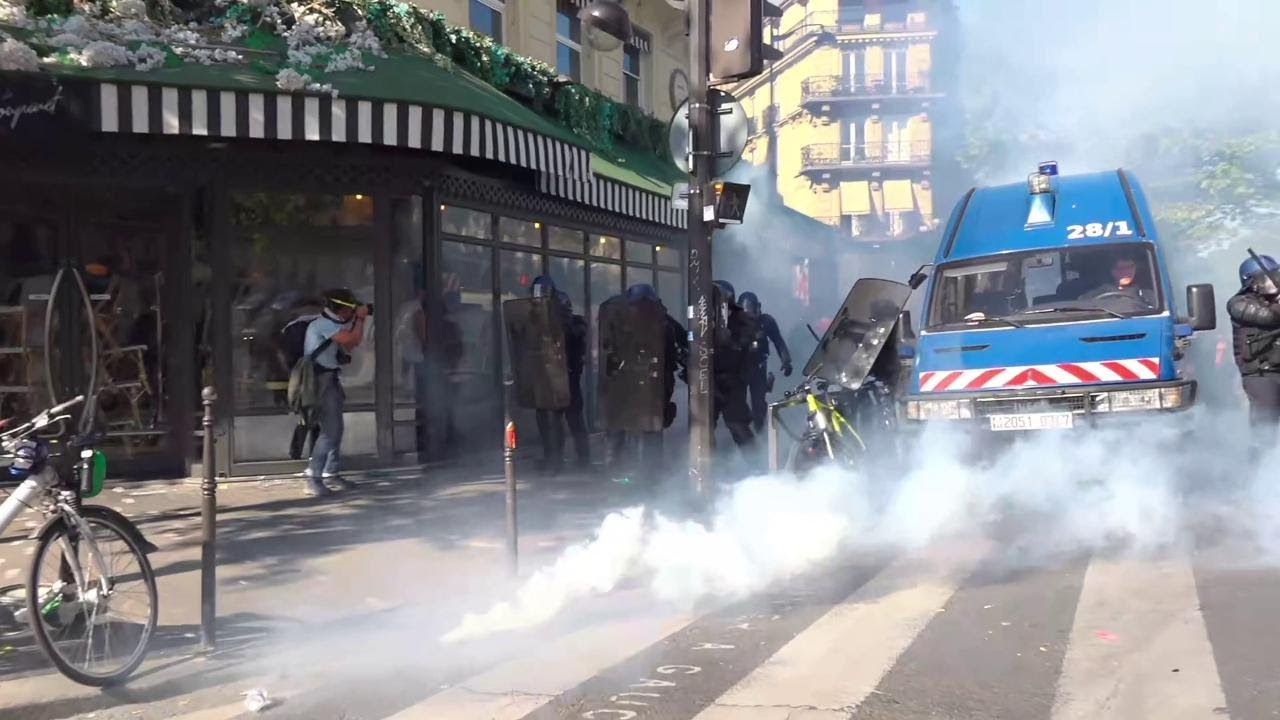 Parigi, marcia per il clima: nel corteo si infiltrano i black bloc
