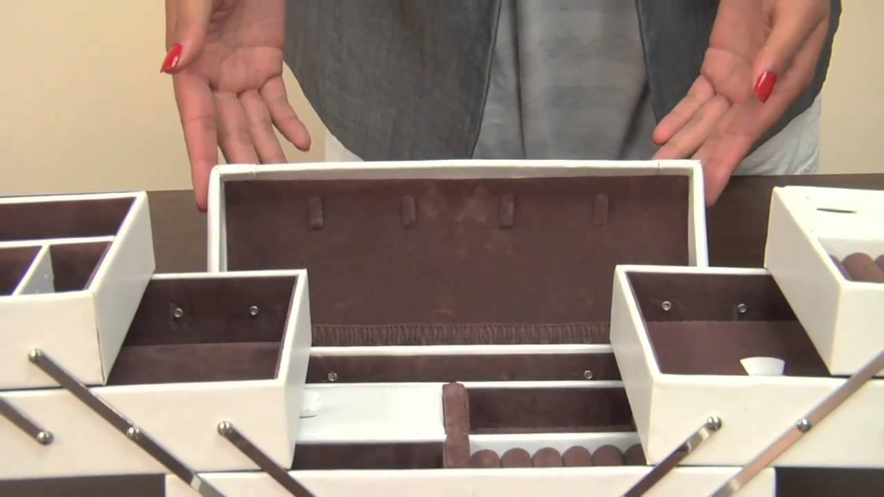 Morelle and Co. - Large Expandable Jewelry Box #A22651
