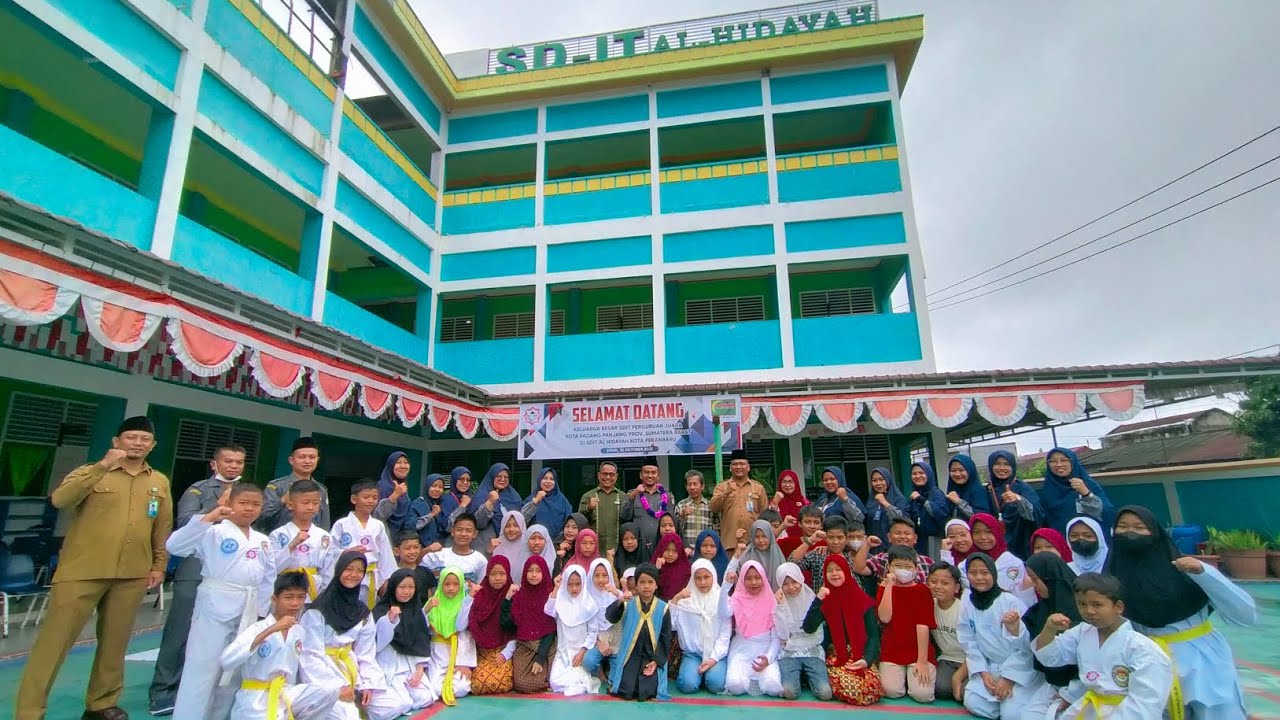 Kunjungan SDIT Perguruan Juara Kota Padang Panjang di SDIT Al Hidayah Pekanbaru