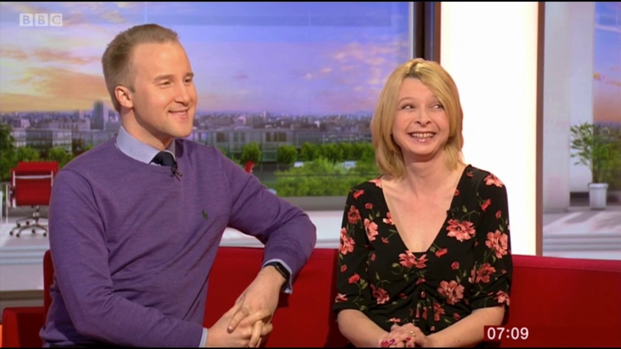 Можно ли передаривать подарки? Обсуждение на BBC Breakfast