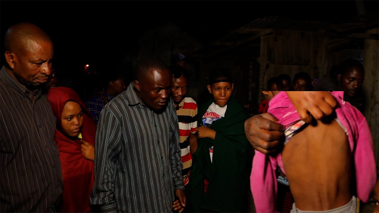 MTOTO MDOGO APIGWA NA MAMA WA KAMBO NA KUACHWA NJE UCHI ARUSHA, APELEKWA POLISI
