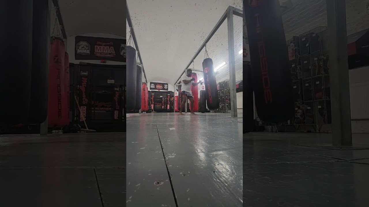 Winning #mauythai #fighter #training #boxing #combatsport #k1 #kickboxing #hardkick #fighter