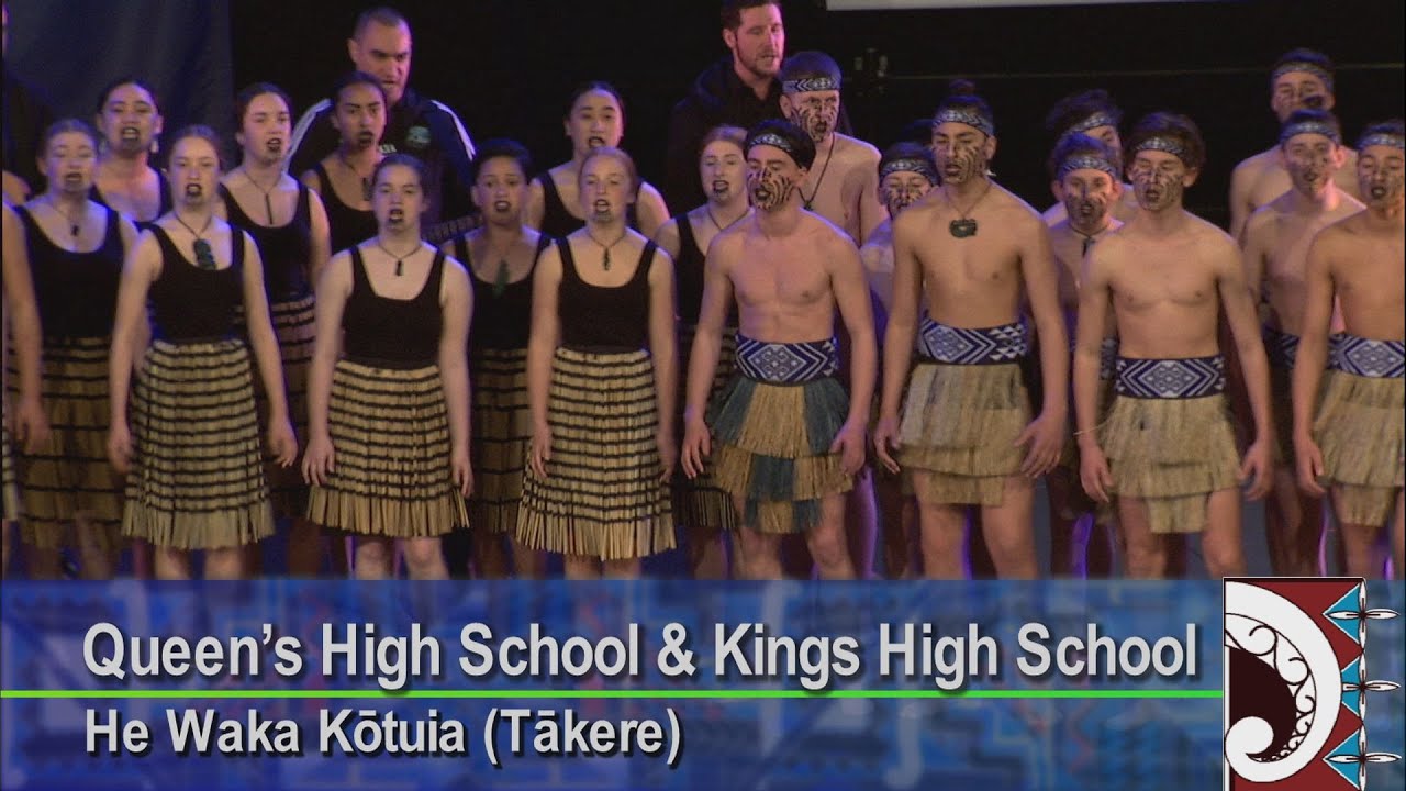 Queen’s High School & Kings High School - He Waka Kōtuia (Tākere) Otago Polyfest 2018