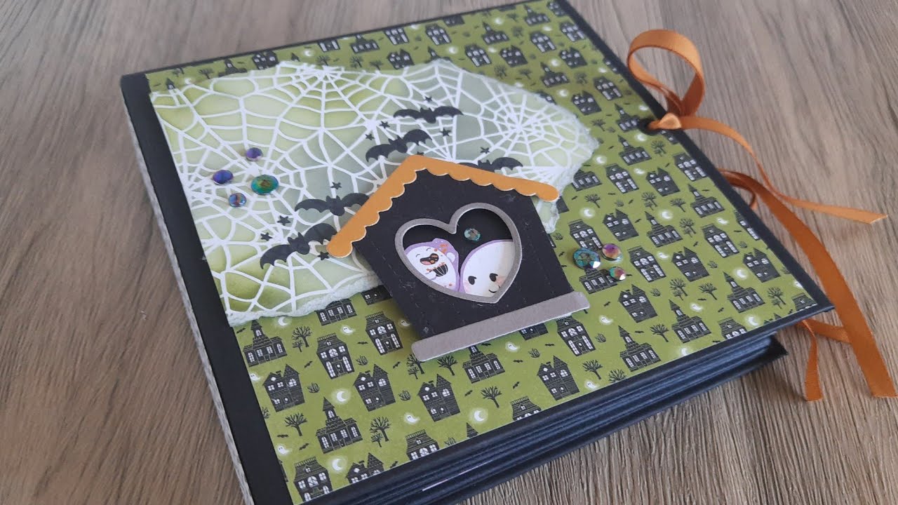 Minialbum basteln,  Halloweenalbum, mit einer Stanze von #Action