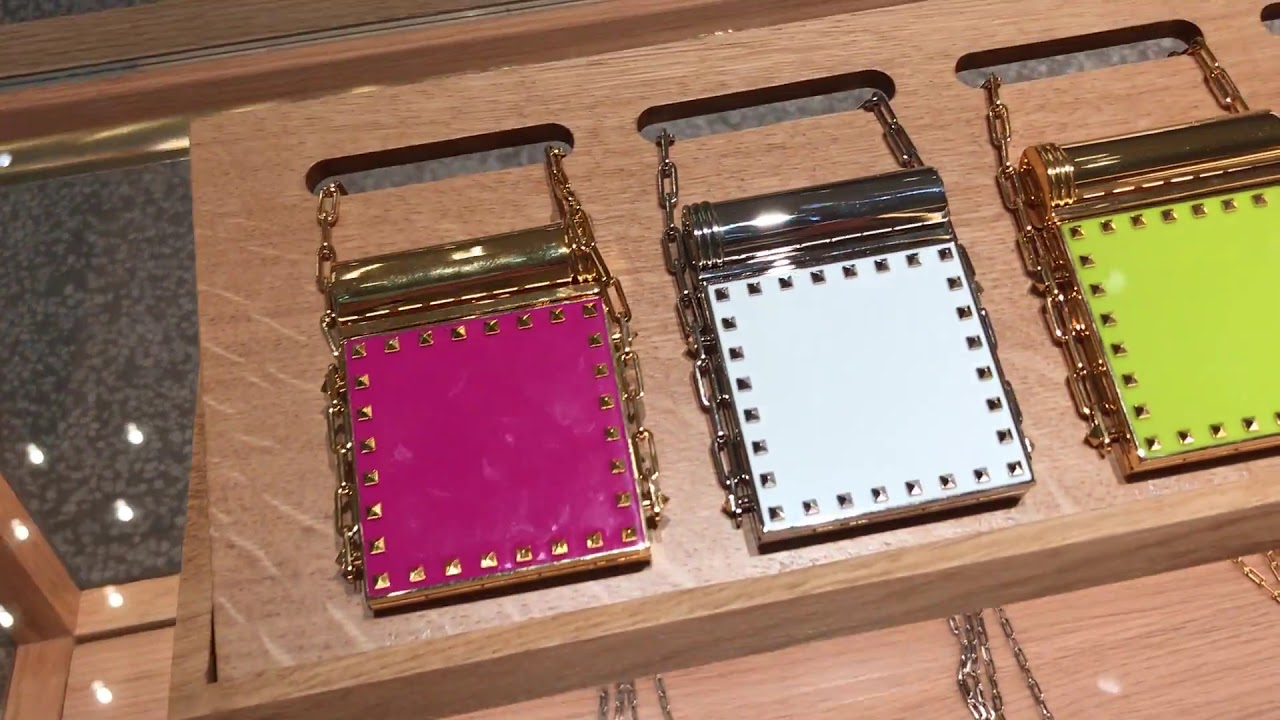 #OCTO FACTS: Valentino's Minaudi&egrave;re