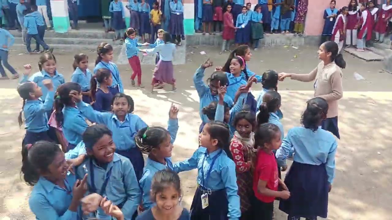 होली आई होली आई /सरकारी स्कूल के बच्चे/holi masti/ m s majhauliya, minapur, muzaffarpur