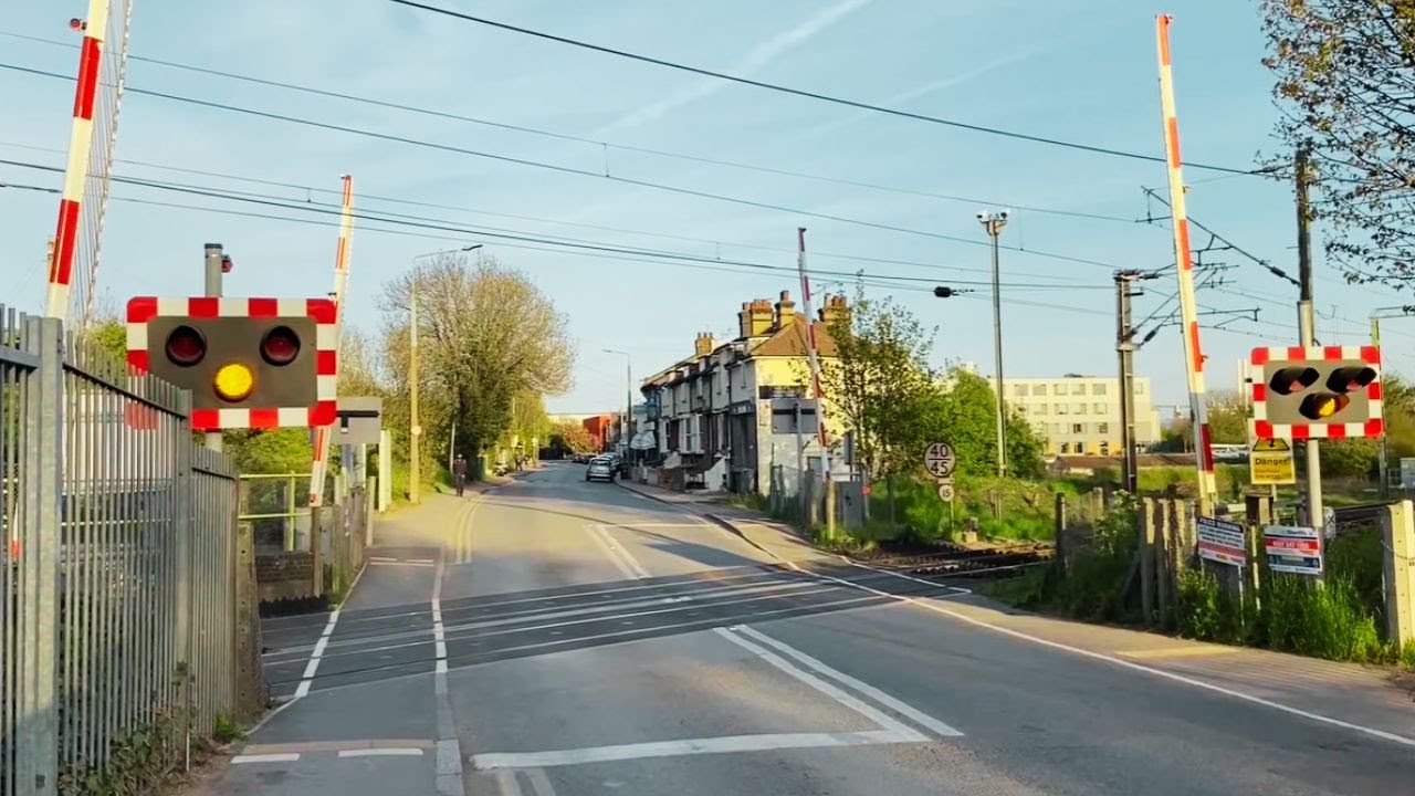 Purfleet-on-Thames Level Crossing, Essex