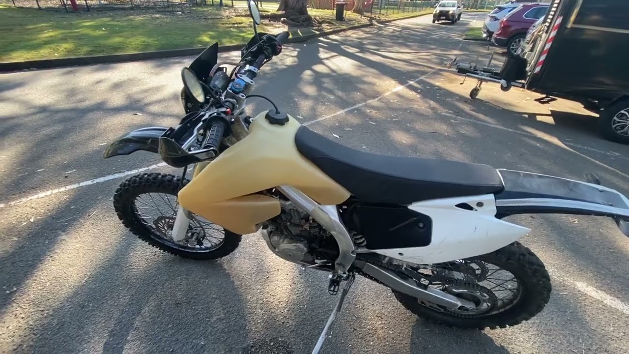 The Asiawing 250 or Zongshen nc 250 enduro motorcycle