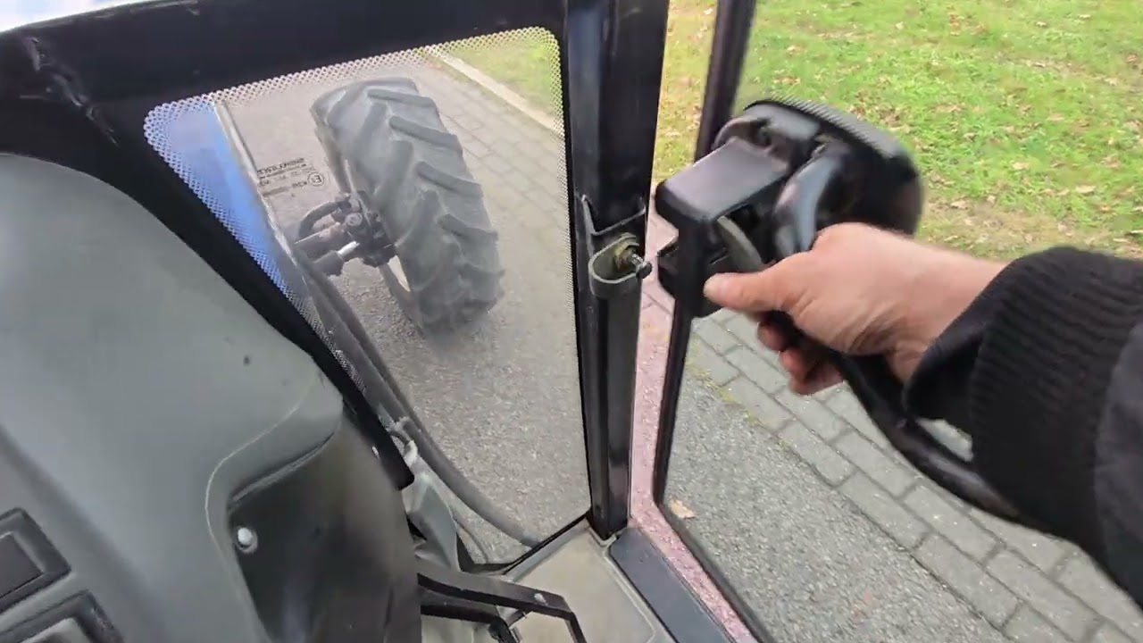 New Holland TN70F Supersteer Video 2