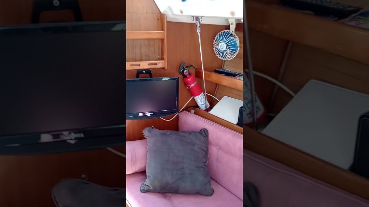 1994 Catalina 28 Walkthru 1