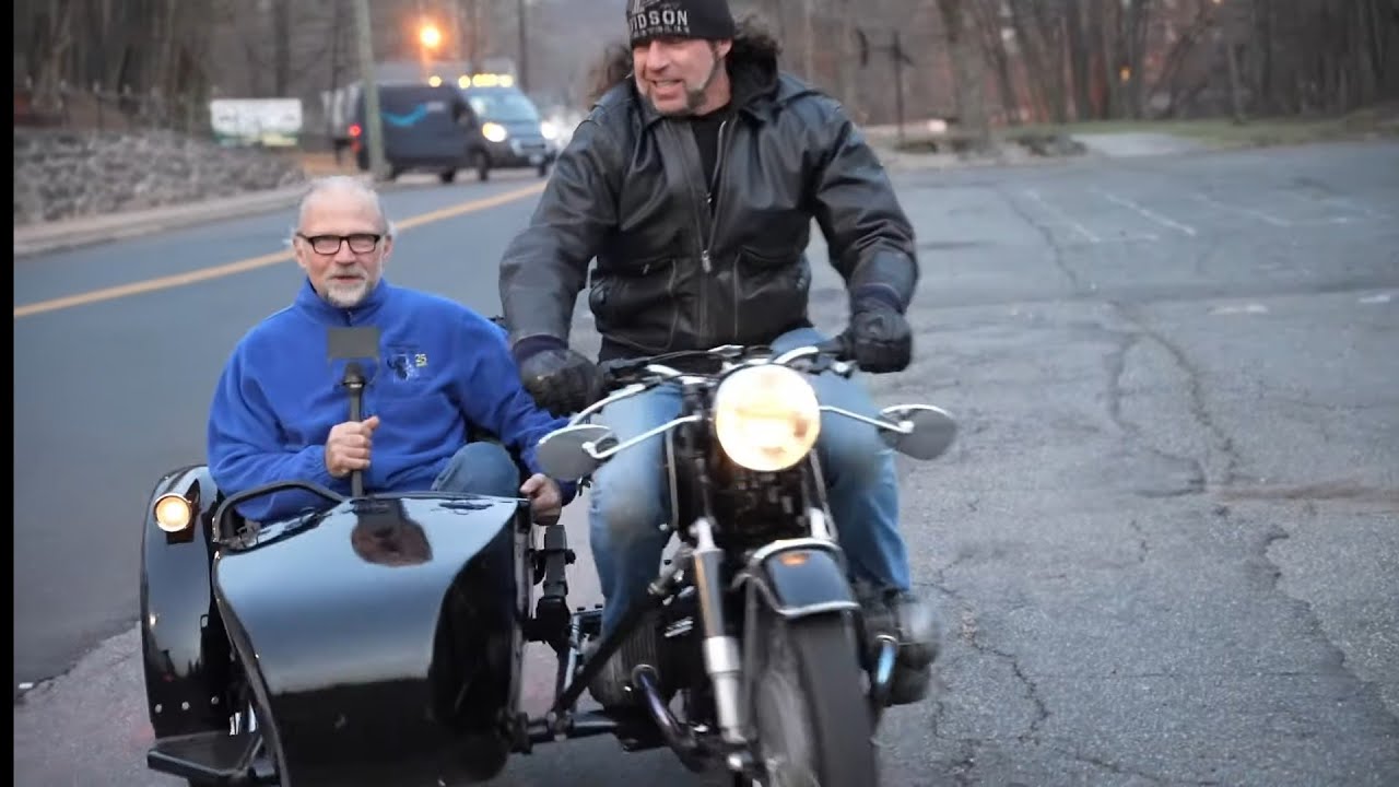 SIDECAR 1966 BMW R50/2 ON WINTER SOLSTICE