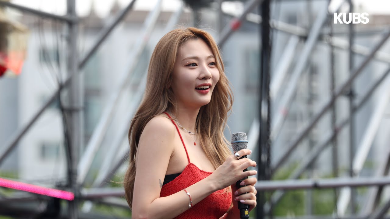 [4K] 230526 볼빨간사춘기 직캠 Full ver | 2023 고려대학교 입실렌티 (Love story, 민족의 아리아, 여행, FRIEND THE END, 우주를 줄게)