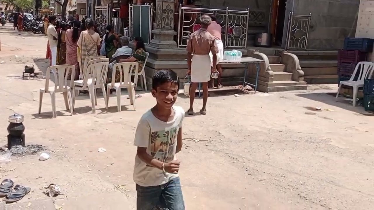 வடேசரி வண்டிமலைச்சி அம்மன் கோவில் தெரு ஆற்றுகல் அம்மனுக்கு பொங்கல் விழா நடத்தபட்டது