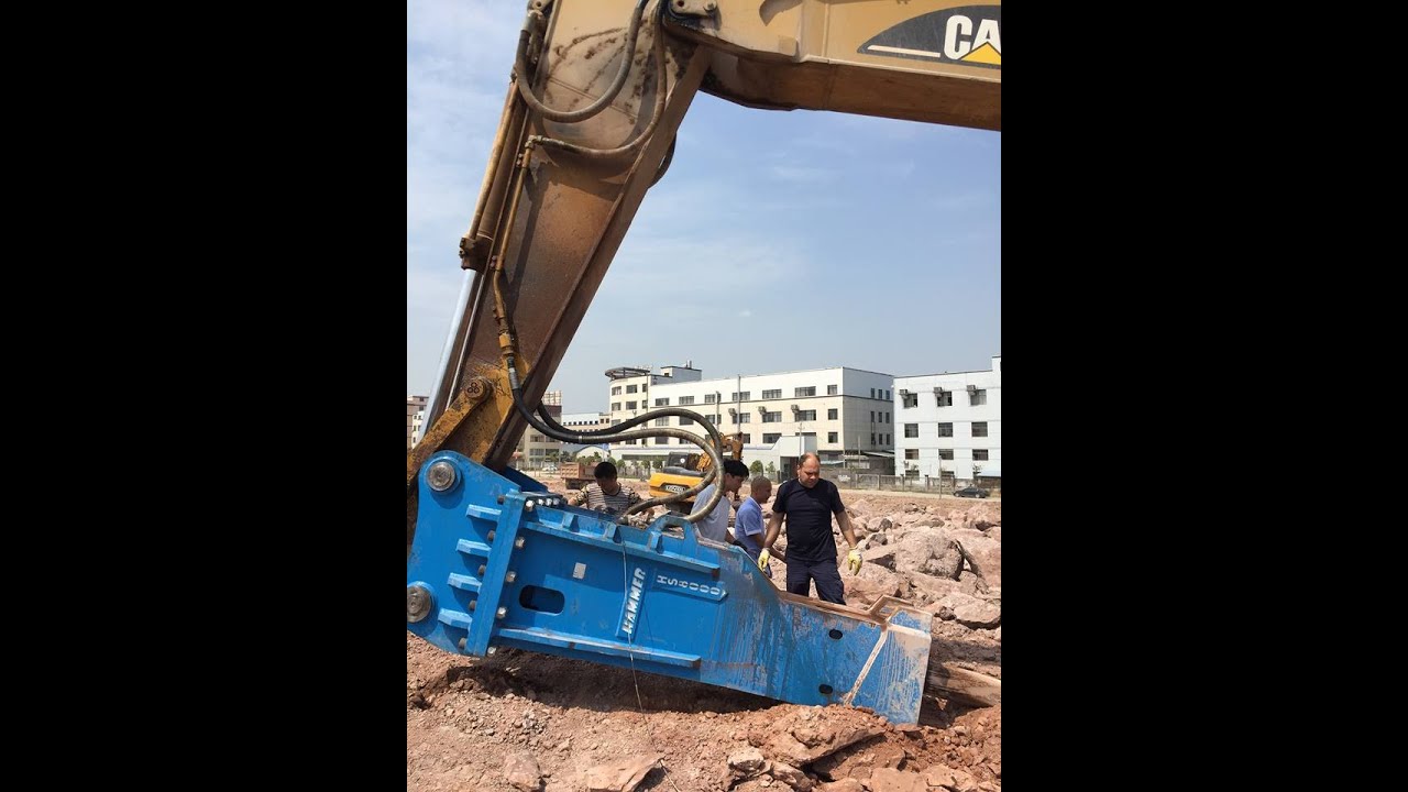 THE BIGGEST HYDRAULIC BREAKER IN THE WORLD - HAMMER HS12000
