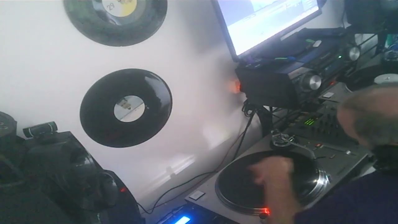 Gammer Slammers To The Bone 