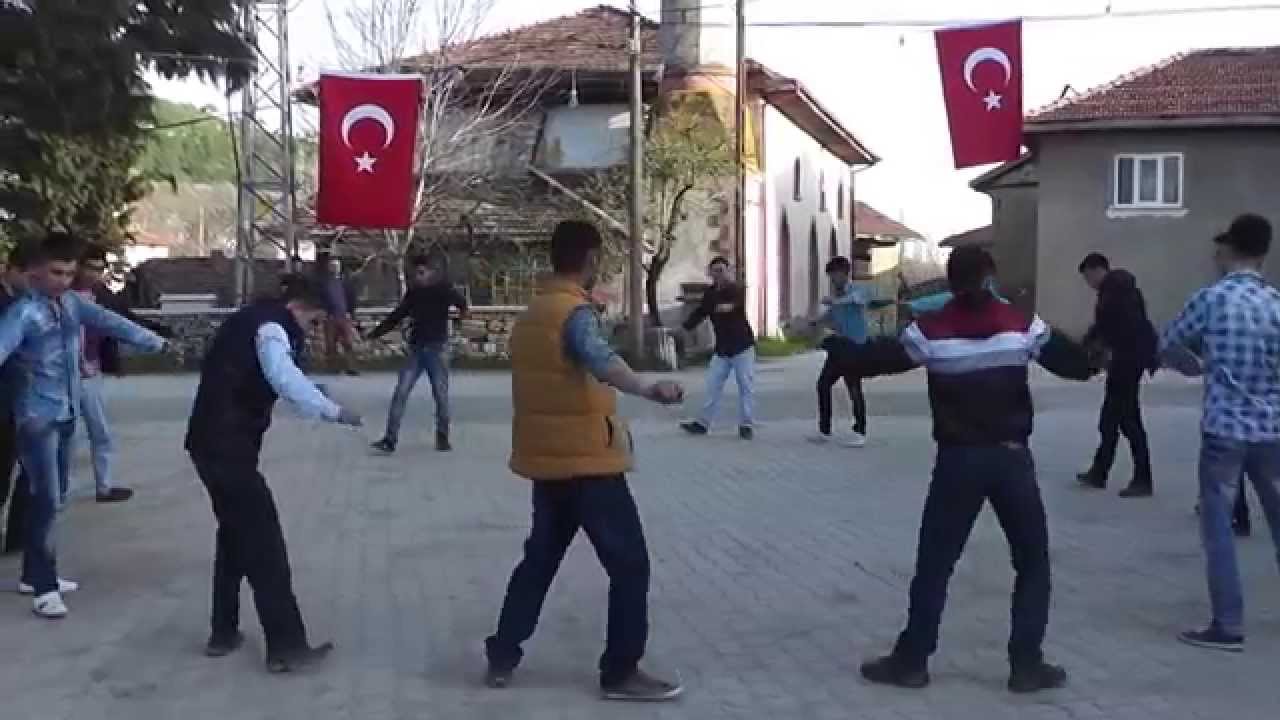 DOMANİÇ YEŞİLKÖY GENÇLERİ