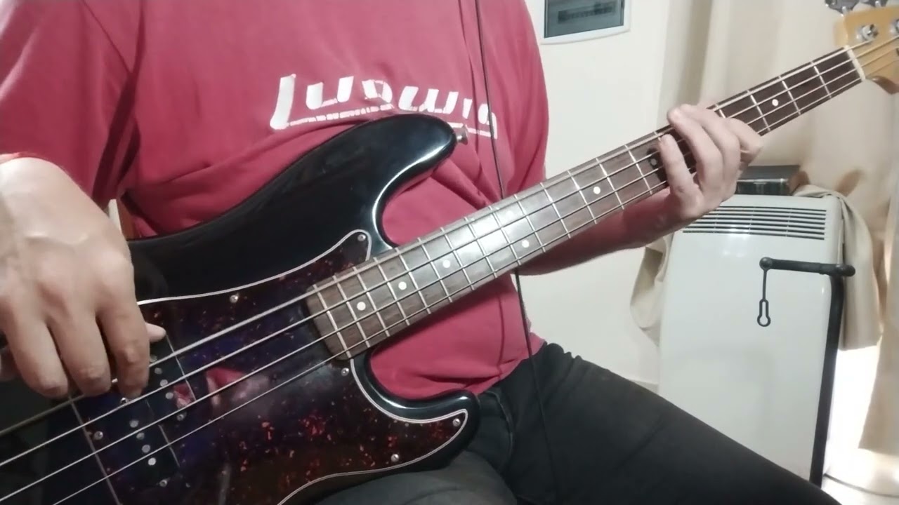 #165 Ruedas de Metal. Riff. Bajo.