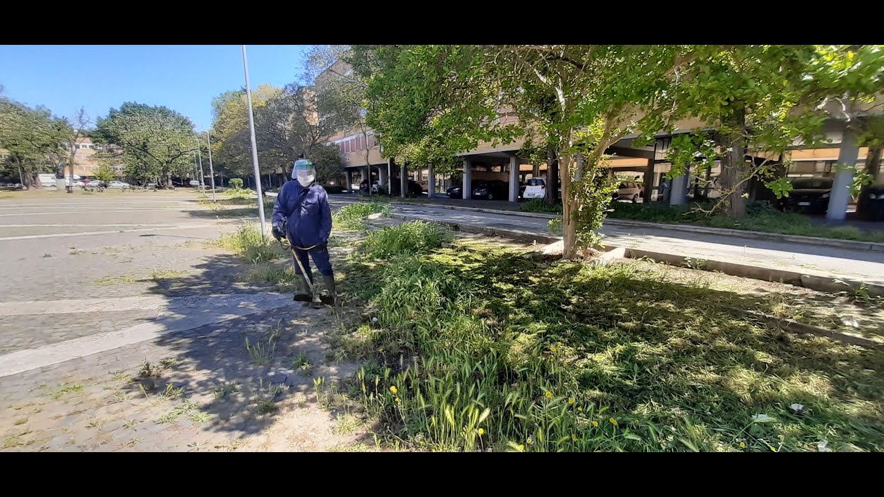 MA PERCHE' PEDONALIZZARE UNA BELLISSIMA AREA VERDE TAPPANDO VIABILITA' E PARCHEGGI?