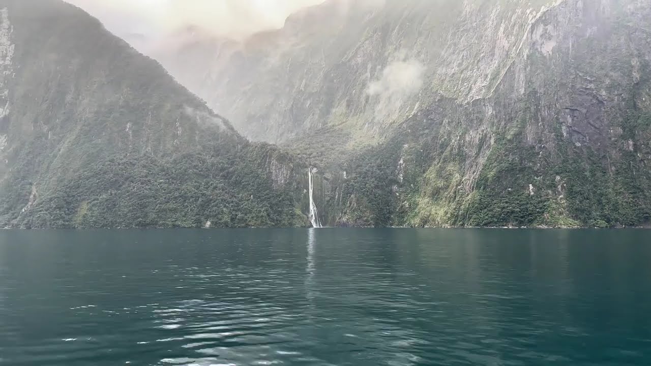 Nz_ Exploring the Fiordland Wilderness – Queenstown to Milford Sound
