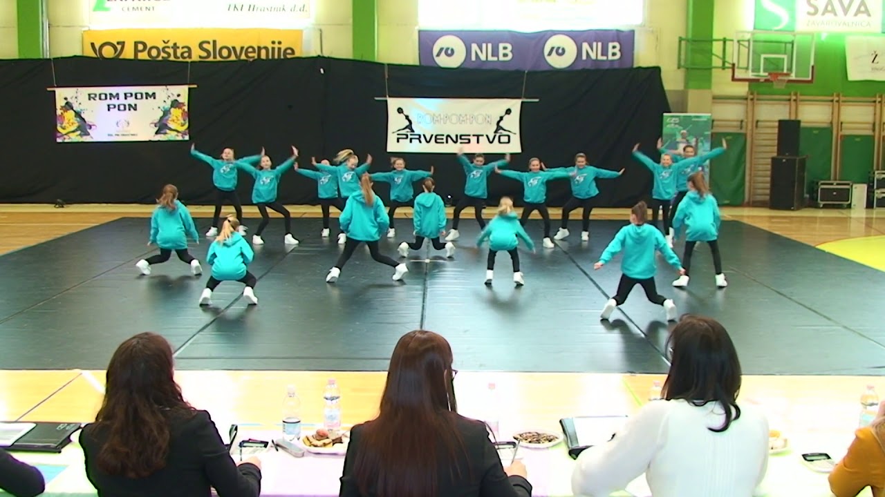 ŠKD FRKLJE MINI FRKLJICE Otroška cheer hip hop skupine Rom Pom Pon 2019