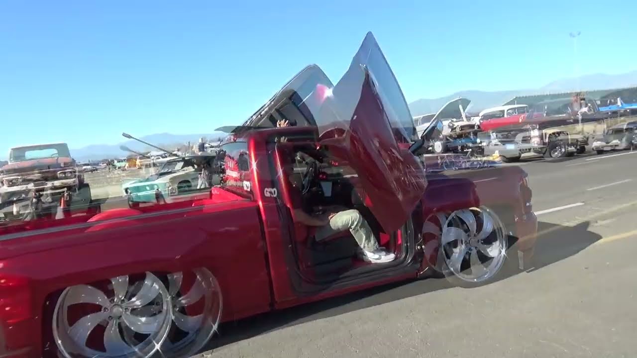 Pomona SwapMeet & Car Show December 2025 THE CRUISE "LA VUELTA" tell us what your favorite car was!!