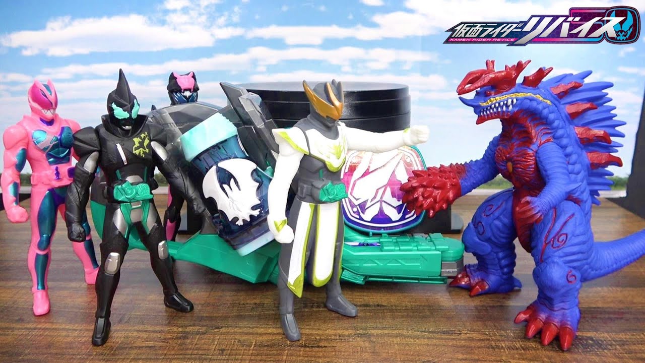 人形劇【仮面ライダーリバイス】仮面ライダーライブとエビル登場!おせっかいリバイと兄弟喧嘩!?
