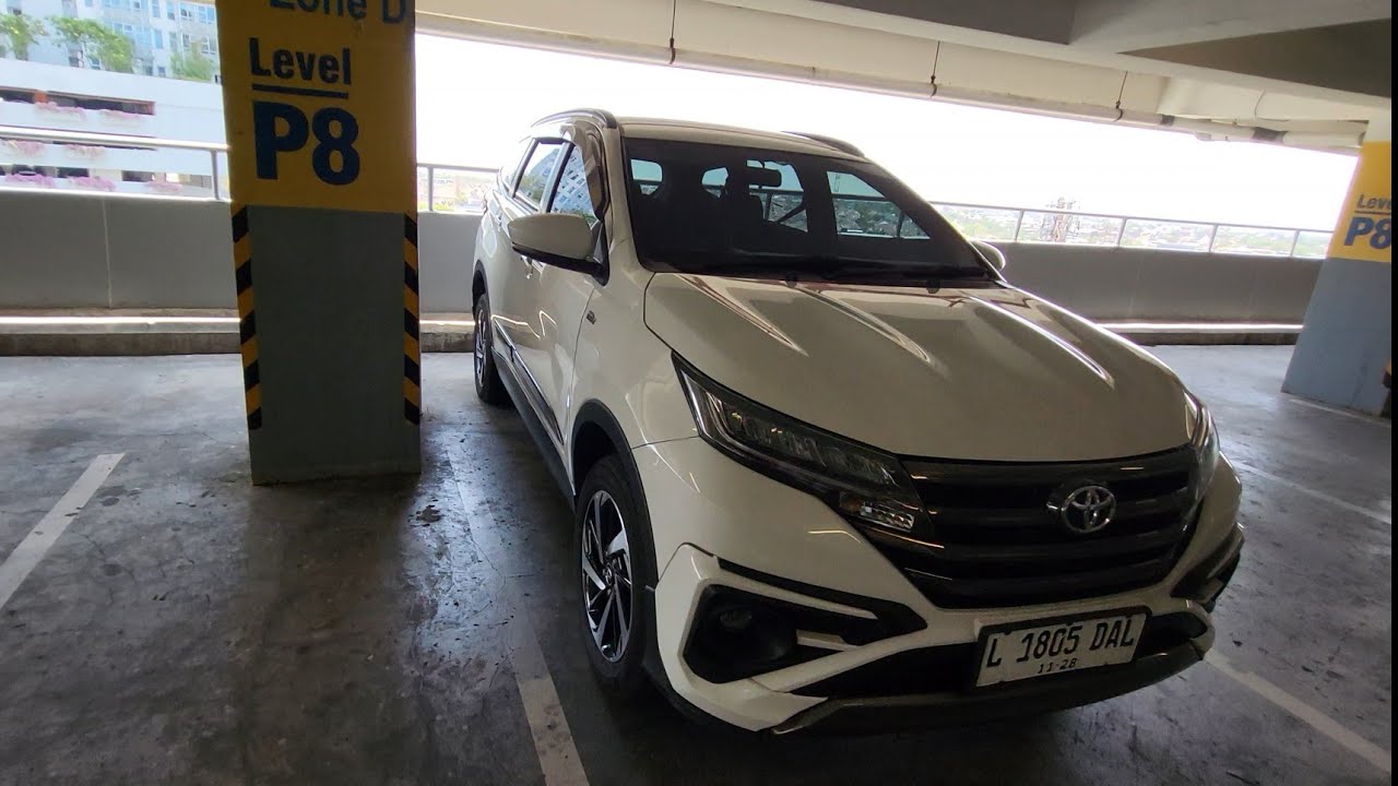 #679 -  PAKUWON MALL SURABAYA! PARKIR SPIRAL BASEMENT - RUSH GR SPORT A/T - POV DRIVING INDONESIA
