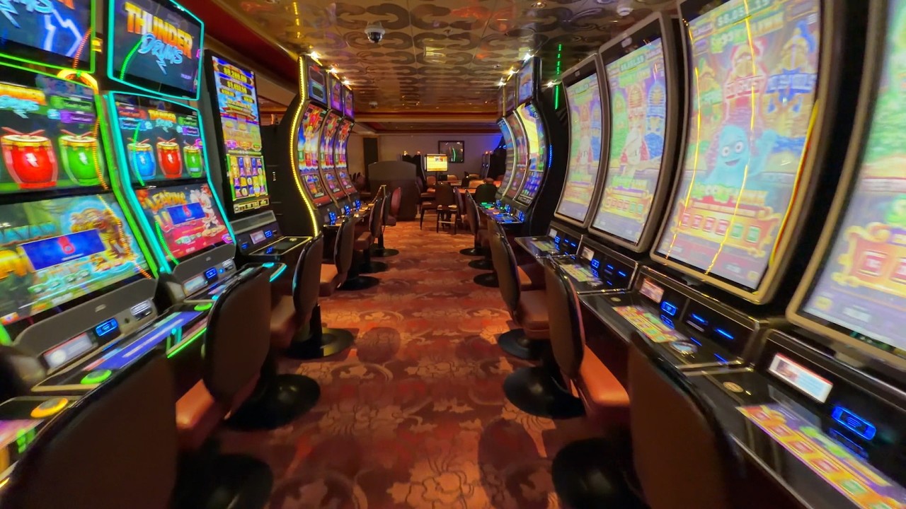 Norwegian Pearl - Casino - Deck 6