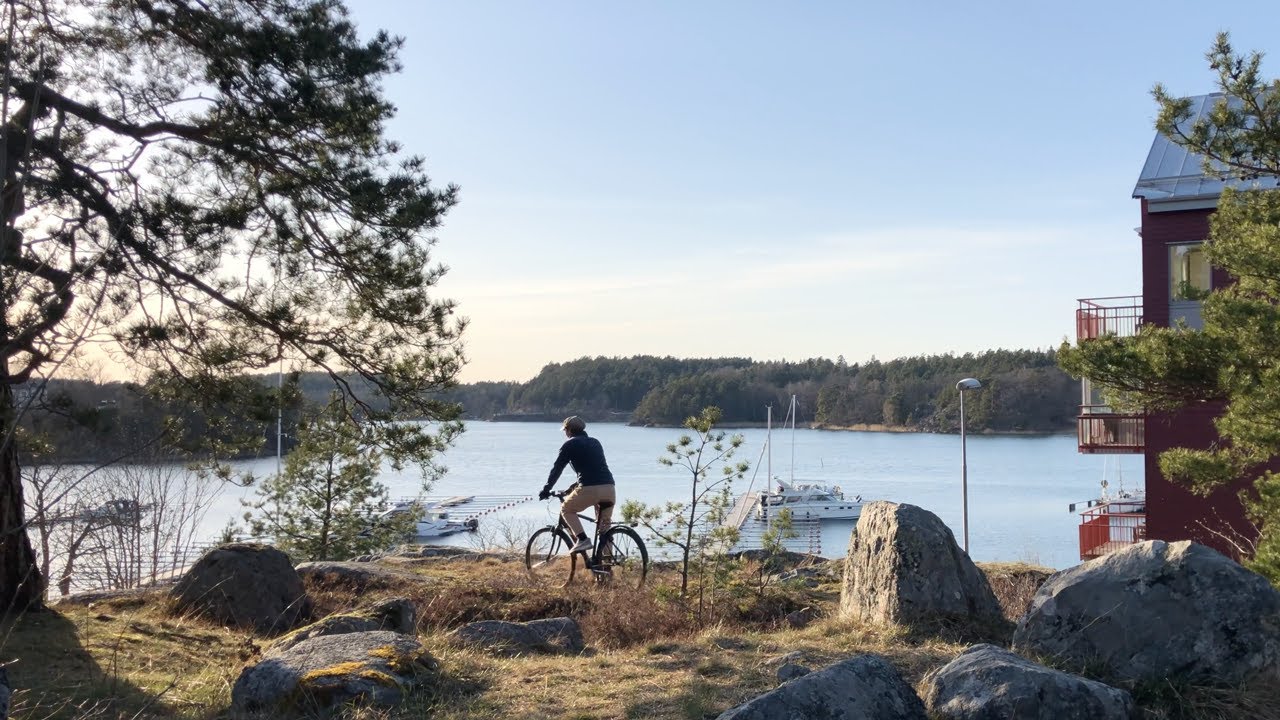 Hiking and Biking around Gustavsberg in Stockholm Archipelago