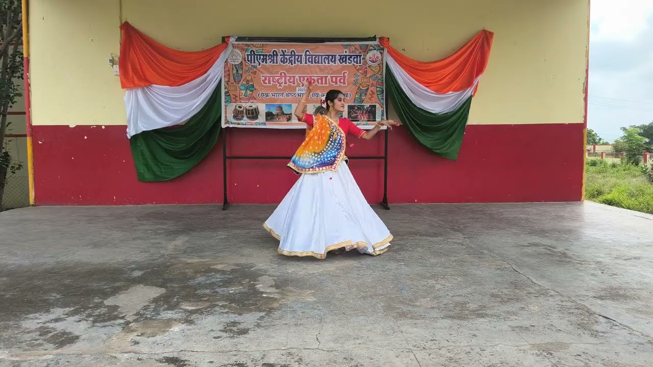 DANCE SOLO 2025