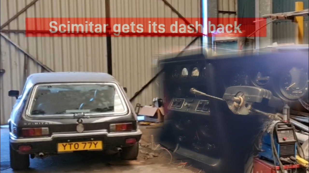 Reliant Scimitar gets some love, replacing dash, finding electrical faults and repairing seats.