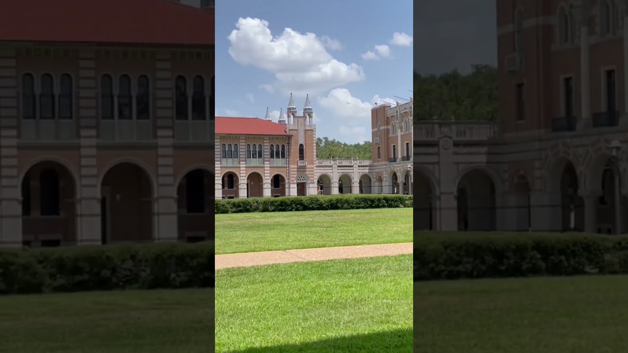 Walking the grounds of Rice University!! 😱
