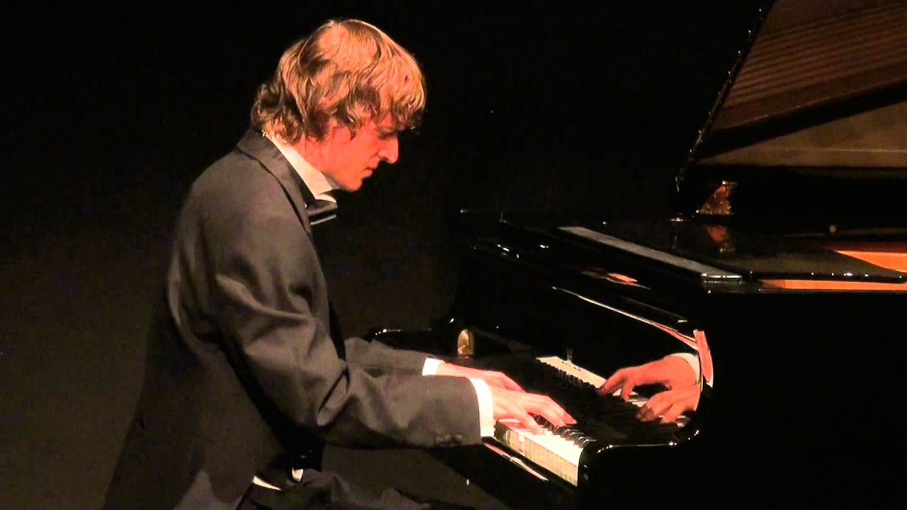 Alexander Lubyantsev performs F. Liszt 