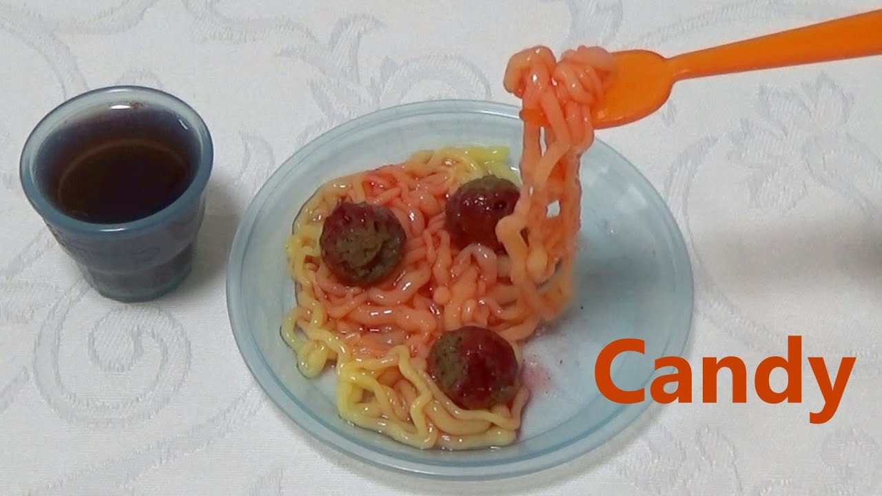 米国製 スパゲッティ形お菓子を作る　Spaghetti shaped candy