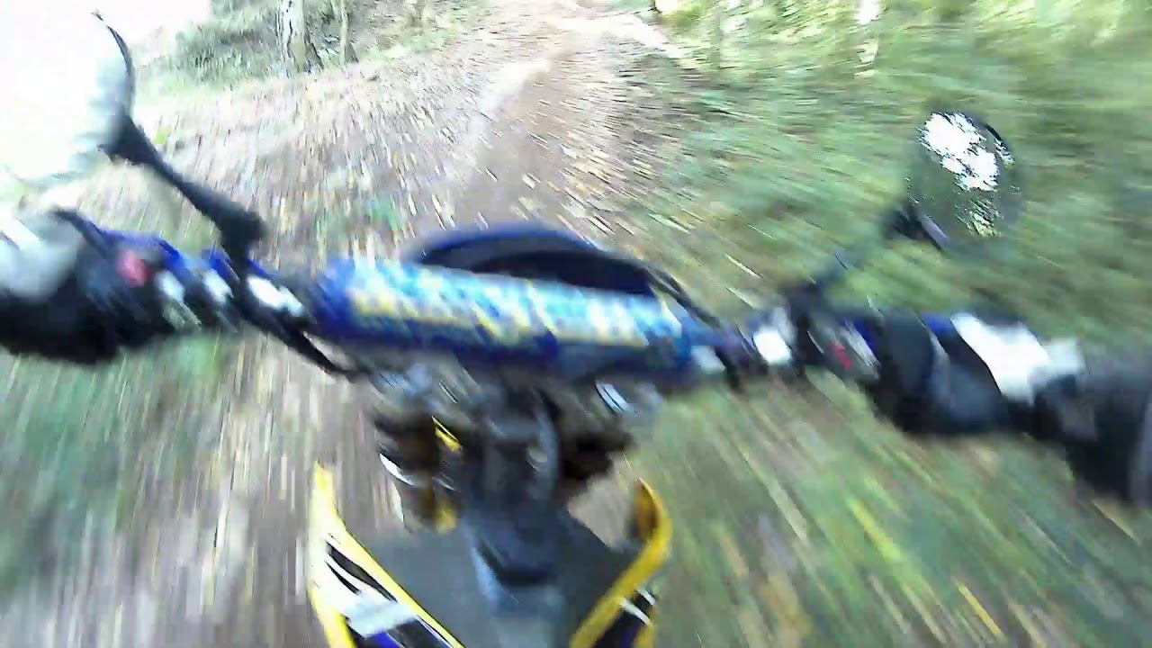 Enduro Husqvarna WR 250 Chotověnka
