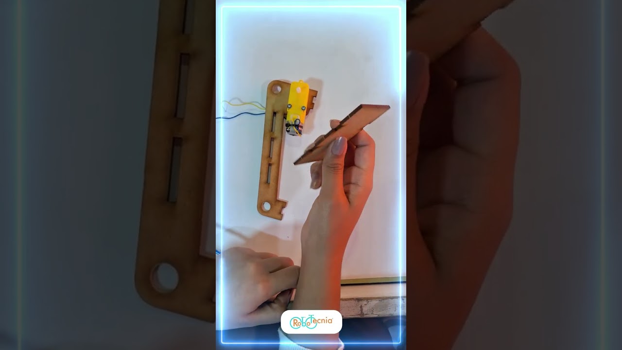 Como ensamblar y circuitar la banda transportadora Darbot Basics