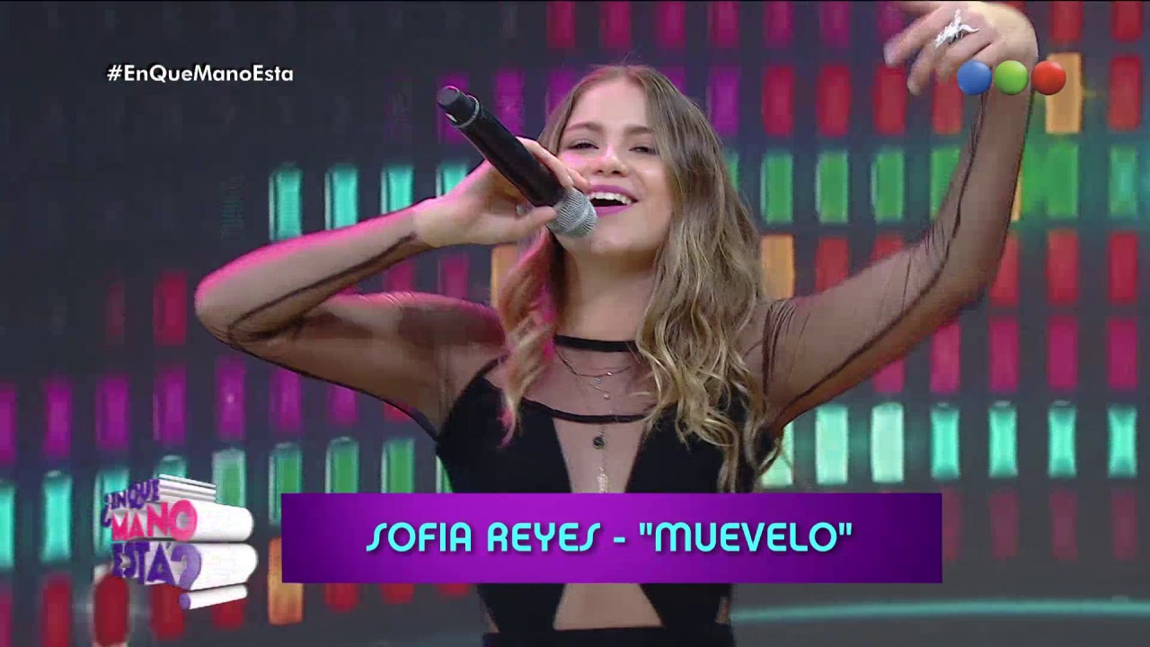 Sofía Reyes canta 