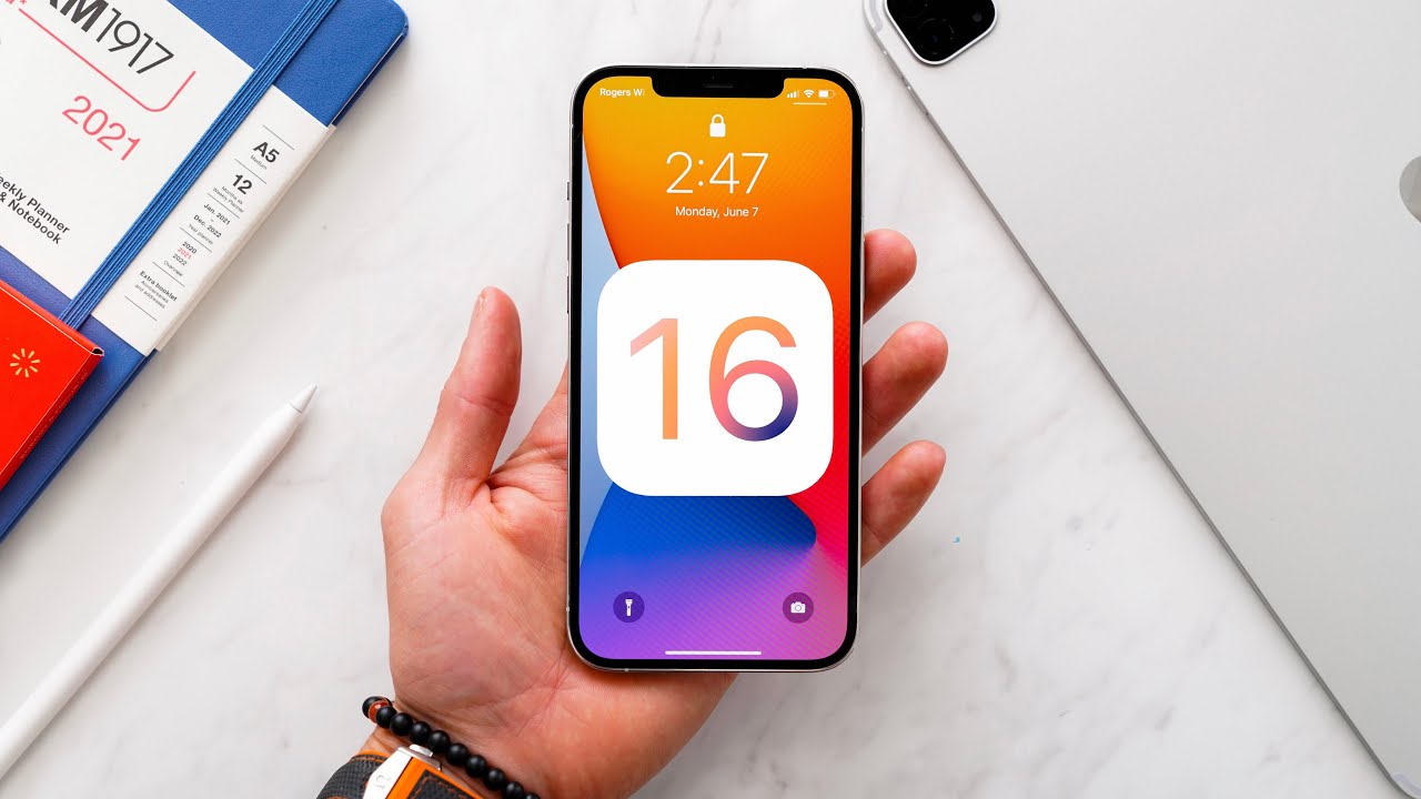 iOS 16  - TOP NEW FEATURES!