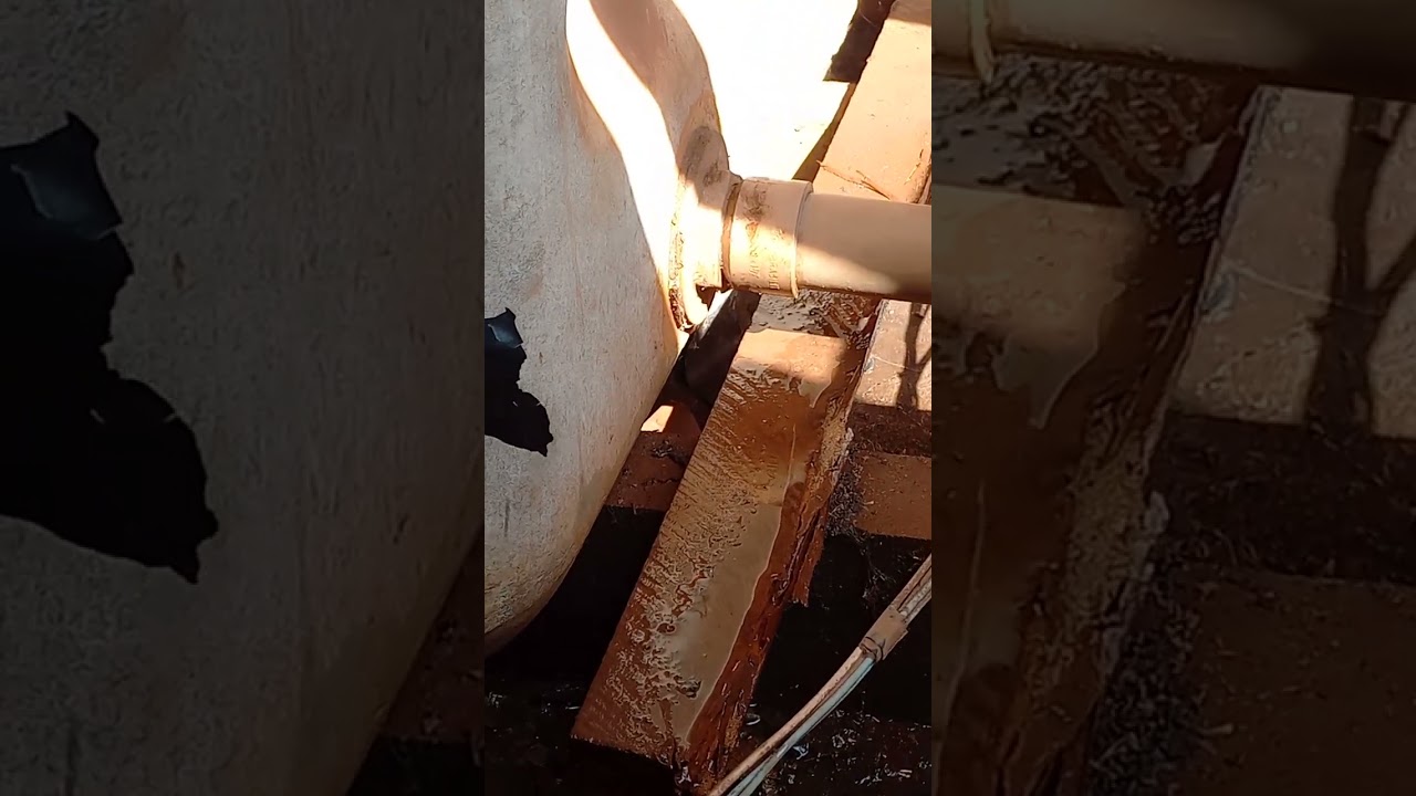 vazamento no flange cano de 50mm ( caixa de amianto antiga uns 40 anos )