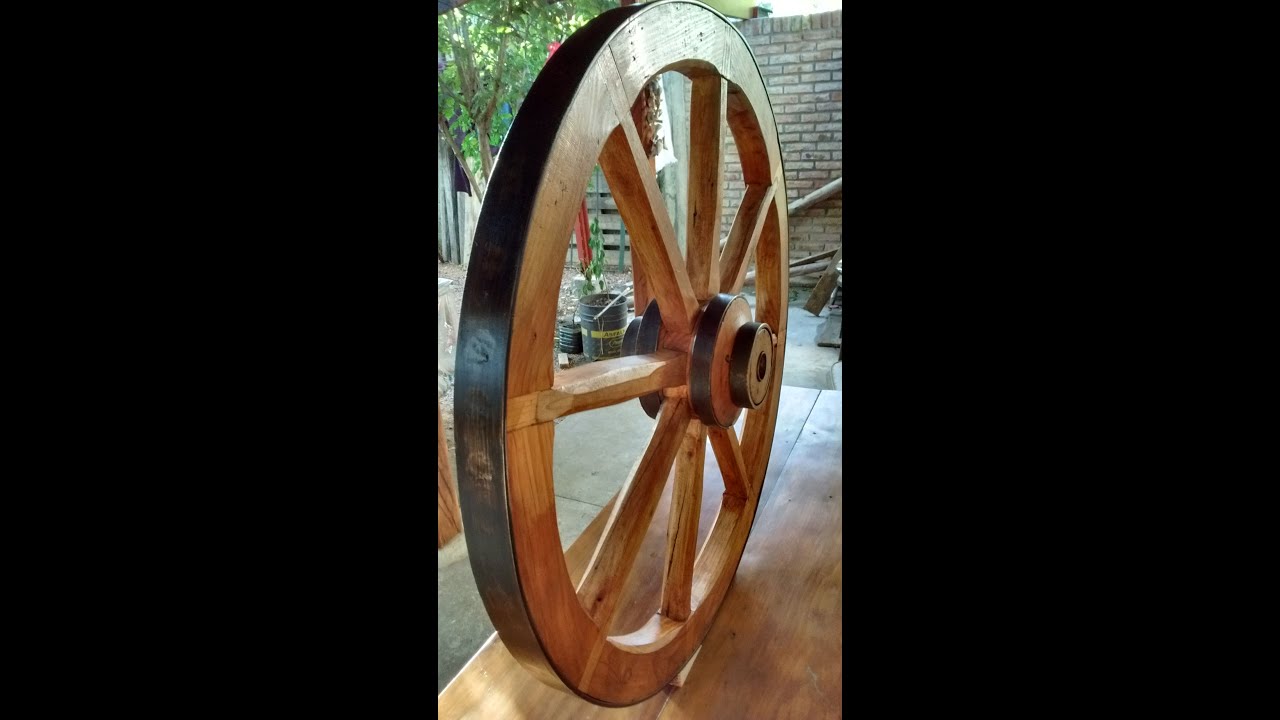 RUEDA de CARRO .Tu puedes hacer la tulla simple.